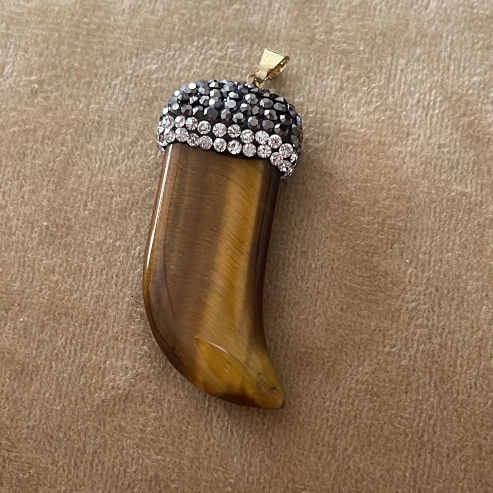 Tiger eye horn pendant two inches gold tone bale top of horn embellished with - Picture 3 of 9